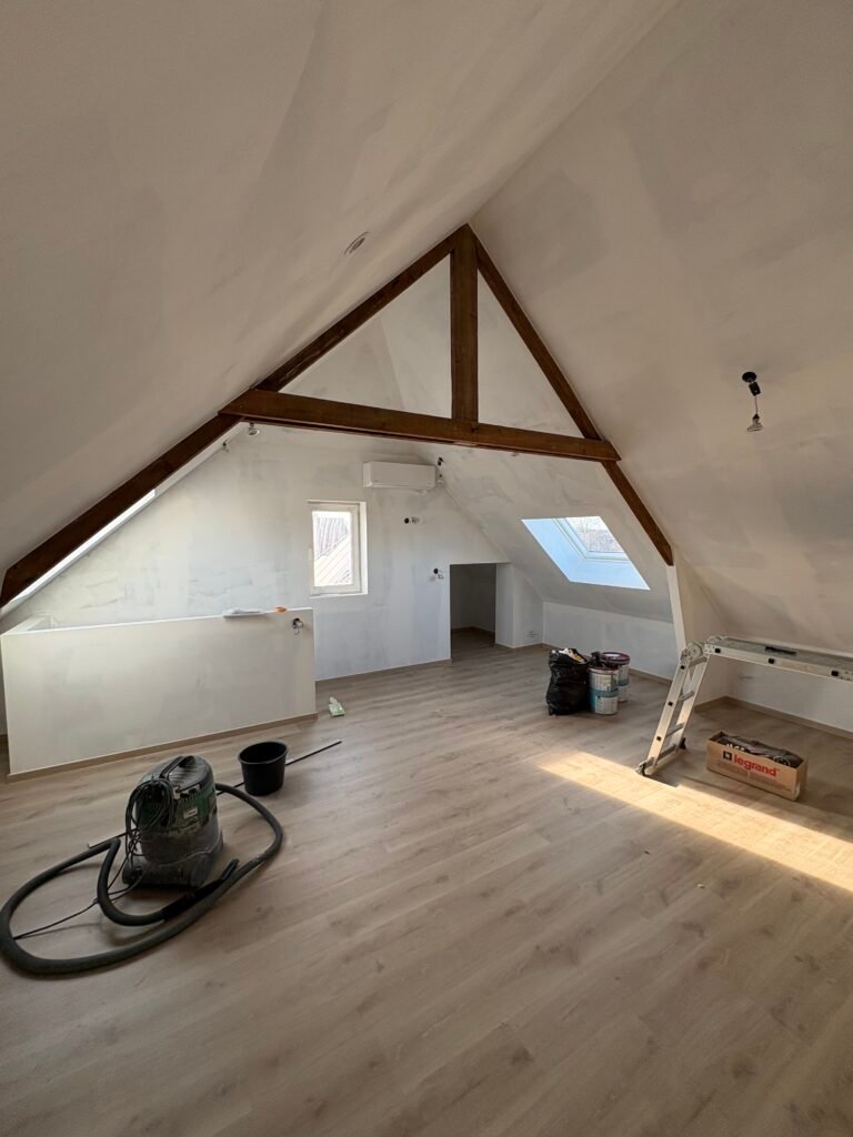 gyprocafwerking zolder velux